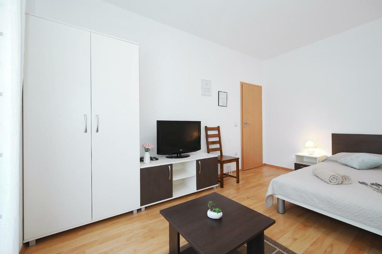 Apartments Olive Zaton  Exterior photo